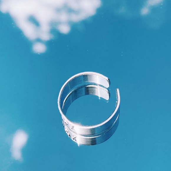 Heart ring - Picture 2 of 3